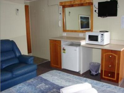 Ardeanal Motel - Southport Accommodation 5