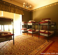 Lakeside Manor Yha - Southport Accommodation