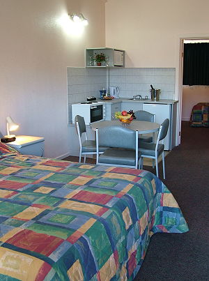 Mid City Motel - Southport Accommodation 2