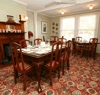 Ashton Gate Guest House - Southport Accommodation