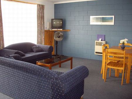 Castaway Holiday Apartments - Accommodation Southport 4
