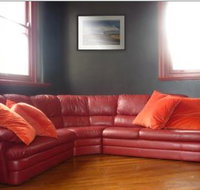 Cambridge Hotel Backpackers - Southport Accommodation