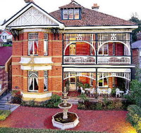 Werona Bed  Breakfast - Southport Accommodation