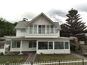 On The Beach - Southport Accommodation 0