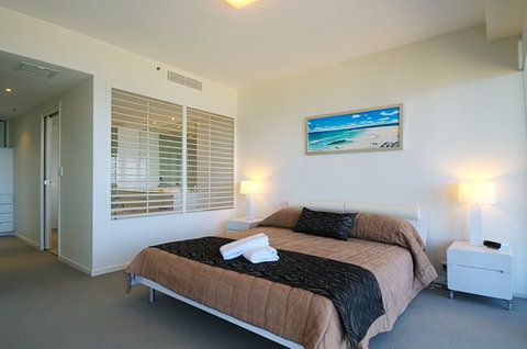 Ultra Broadbeach - Accommodation Southport 4