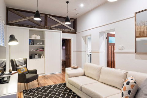 102 On Strath - Accommodation Southport 3