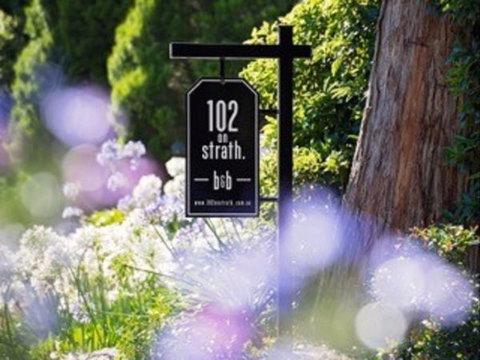 102 On Strath - Accommodation Southport 9