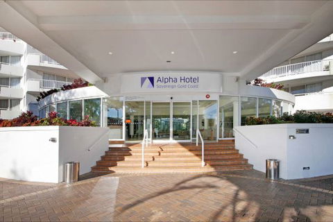 Alpha  Sovereign Hotel - Southport Accommodation 3