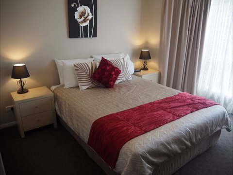 Bertha Street Serviced Apartments - Southport Accommodation 3