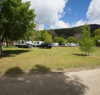 Bright Freeburgh Caravan Park - Southport Accommodation