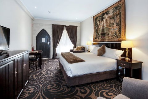 Castle Suites - Kryal Castle - Southport Accommodation 0