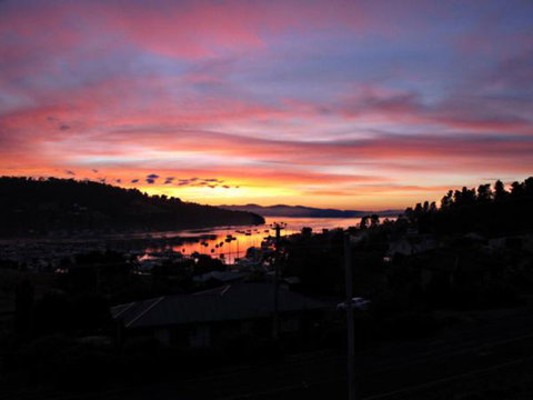 Cove Kettering - The - Accommodation Southport 4