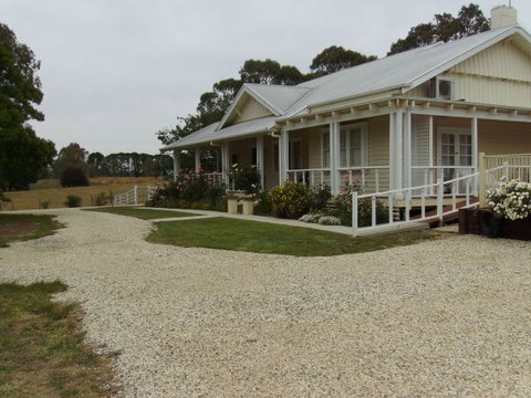 Daisyburn Homestead - Southport Accommodation 2