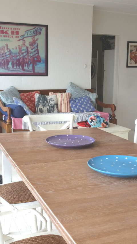 Headlands Beach House - Accommodation Southport 3