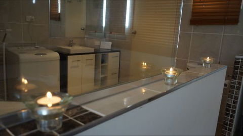La Solana Holiday Apartments  - Mackay - Southport Accommodation 4