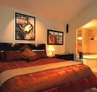 Riverview Rise Retreats - Southport Accommodation