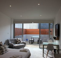 Sandy Bay Studio Apartment - Southport Accommodation