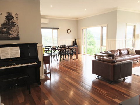 Shearer's Hill - Luxury Farm Stay - Southport Accommodation 1