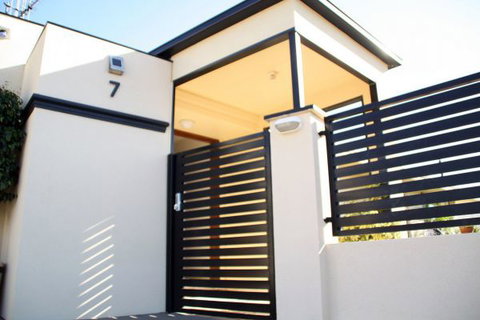 Sunset Retreat - Accommodation Southport 1