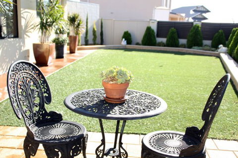 Sunset Retreat - Accommodation Southport 3