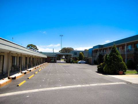 Sunrise Devonport - Southport Accommodation 5