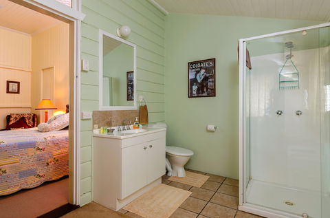 Albion Cottage - Southport Accommodation 4