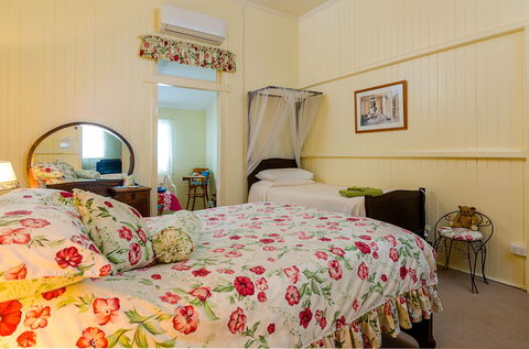 Albion Cottage - Southport Accommodation 6