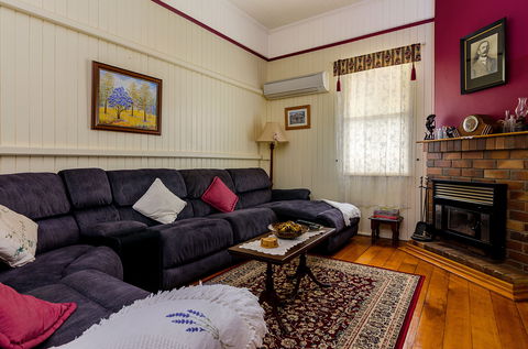 Albion Cottage - Southport Accommodation 7