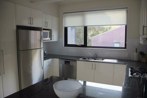 Angala Apartment - Southport Accommodation 5