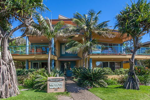 Apartment Three Surfside - Ocean Views - Southport Accommodation 0