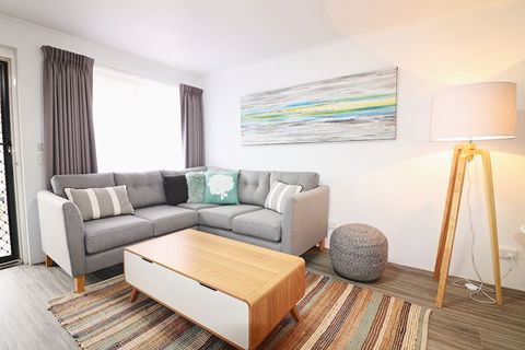 Aquarius Merimbula - Southport Accommodation 0