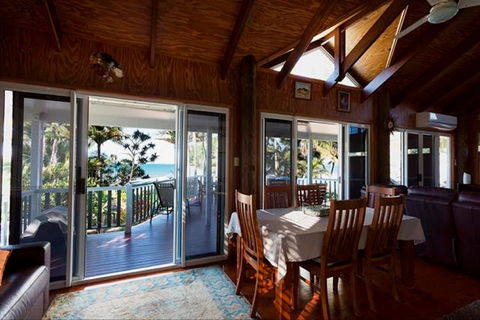 Beachfront Zilzie Holiday Home And Cottage - Southport Accommodation 2