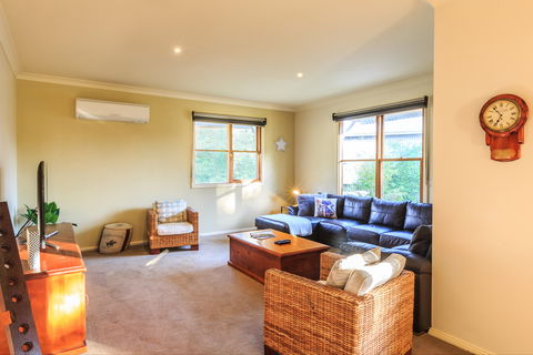 Country House Retreat - Southport Accommodation 6