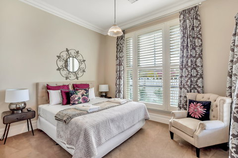 Grandview Accommodation - The Elm Tree Apartments - Accommodation Southport 6