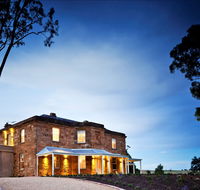 Kingsford Homestead - Southport Accommodation