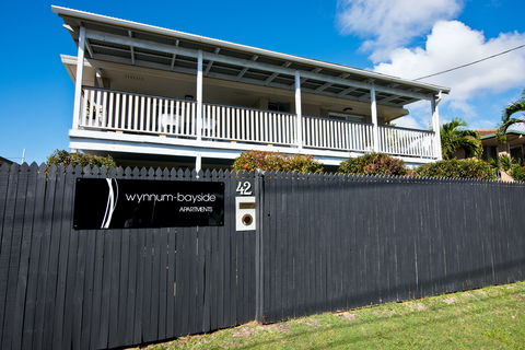 Wynnum Bayside Apartments - Southport Accommodation 1