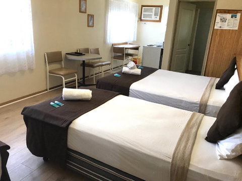 Angel's Rest Motel - Southport Accommodation 0