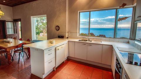 Antechamber Bay Retreats - Southport Accommodation 1
