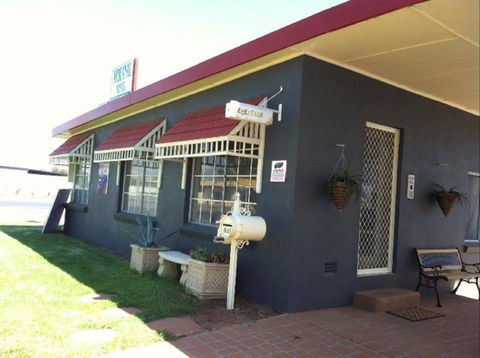 Ardeanal Motel - Southport Accommodation 0