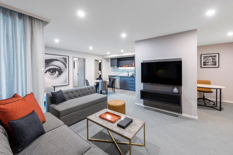 Deco Hotel Canberra - Southport Accommodation 8