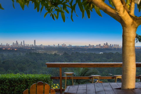 Elite Holiday Homes - Affordable Luxury - Accommodation Southport 1