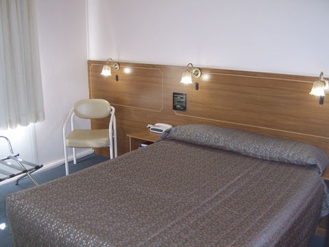 Garden Motor Inn (Golden Chain) - Accommodation Southport 2