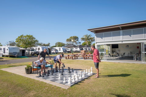 Maroochydore Beach Holiday Park - Accommodation Southport 4