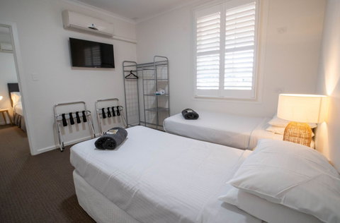 The Platypus Accommodation And Cafe - Accommodation Southport 4