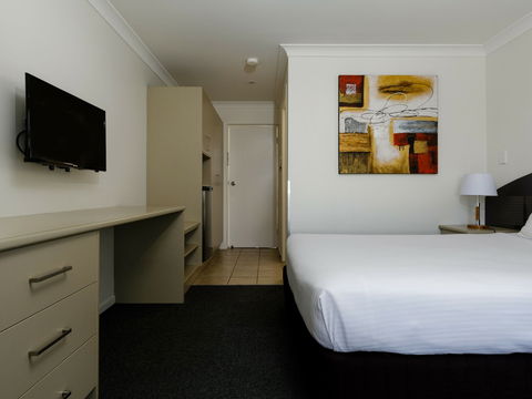 The Waterloo Bay Hotel - Southport Accommodation 3