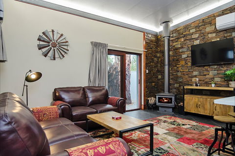 Eagle Foundry Bed & Breakfast - Southport Accommodation 0