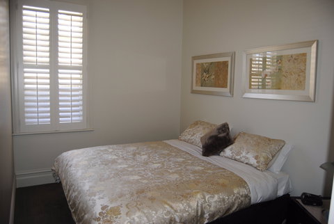 Sabina On Little Myers - Accommodation Southport 2