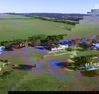 Bear Gully Coastal Cottages - Accommodation Southport