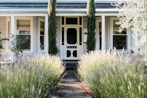 La Maison St Arnaud B&B - Accommodation Southport 0