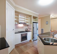 Mt Gambier Apartments - Southport Accommodation